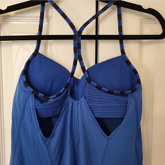 Lululemon Athletica blue tank with blue/black striped built-in bra - Picture 6 of 7